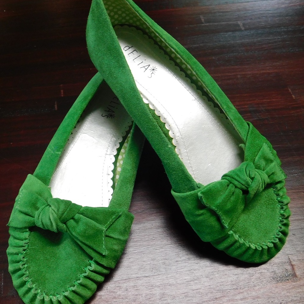 dELiA*s Green Flat